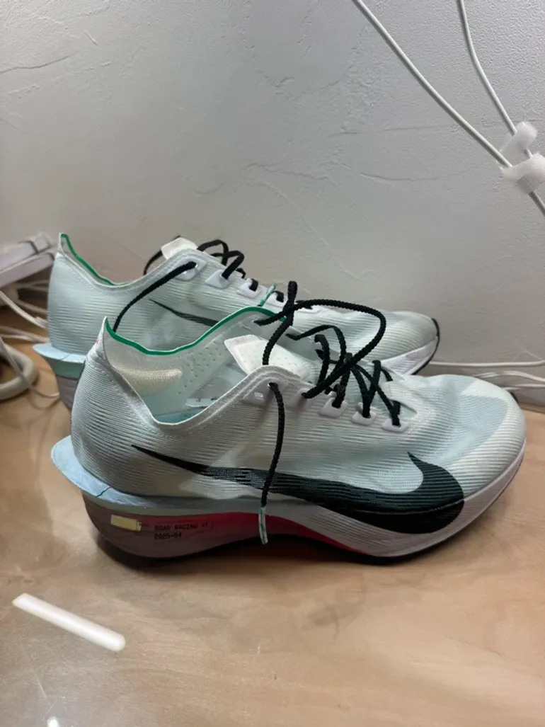 Nike Vaporfly 4 bike de segunda mano — imagen 4 de 6