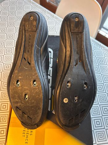 Used Gaerne G. Tornado black 44 2023 bike — image 4 of 7