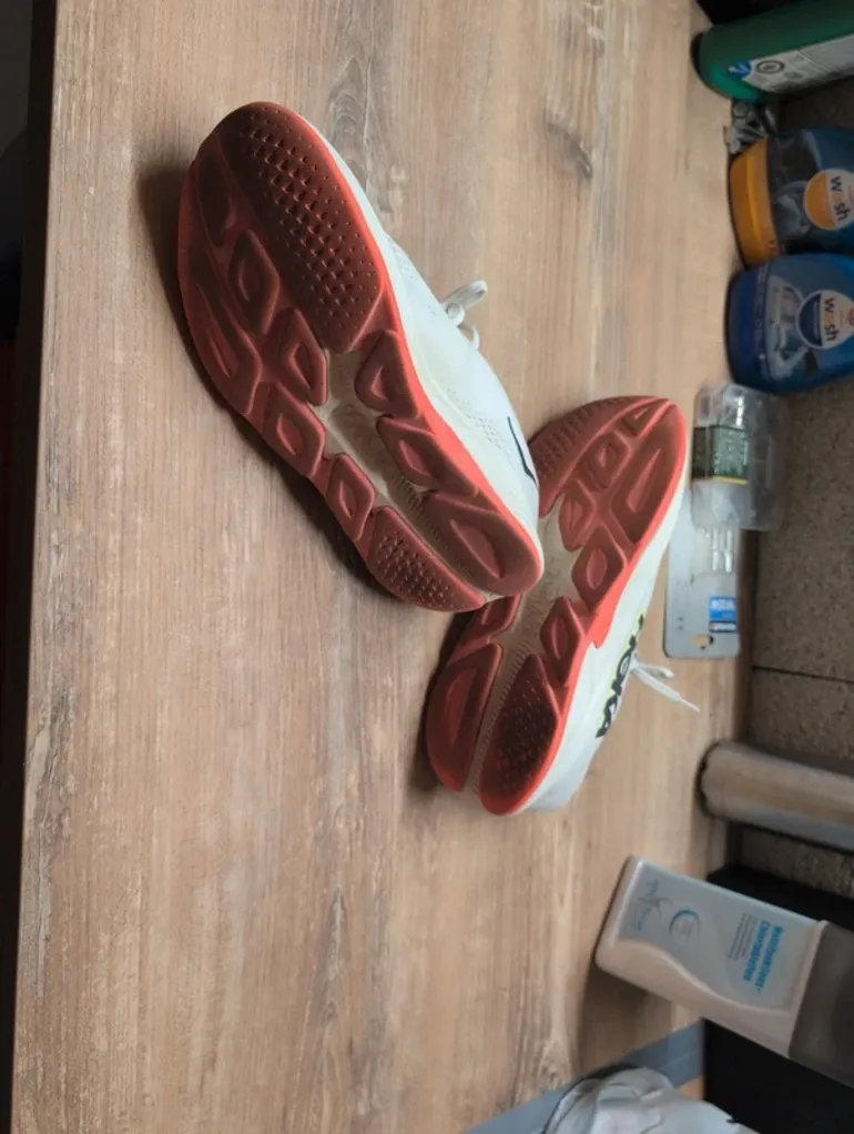 Gebrauchtes Hoka Rincon 4 bike — Bild 2 von 4
