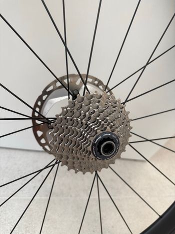 Used Bontrager Aeolus Pro 37 2022 bike — image 4 of 6
