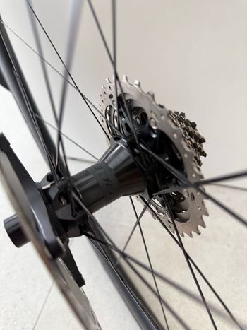 Used Bontrager Aeolus Pro 37 2022 bike — image 6 of 6