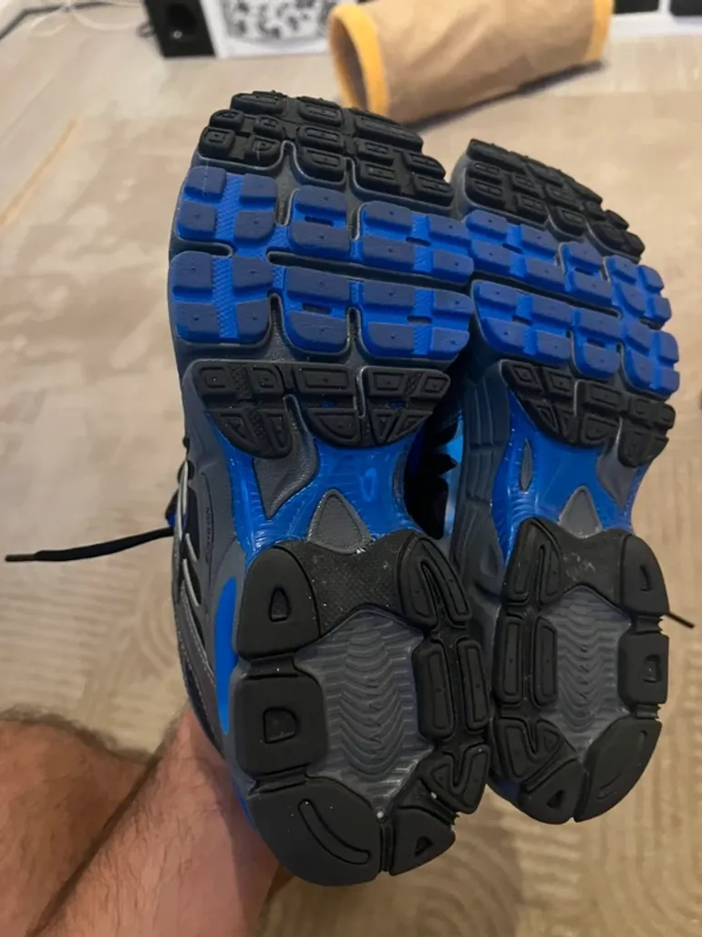 Tweedehands Nike Herren Schuhe 42 bike — afbeelding 4 van 4