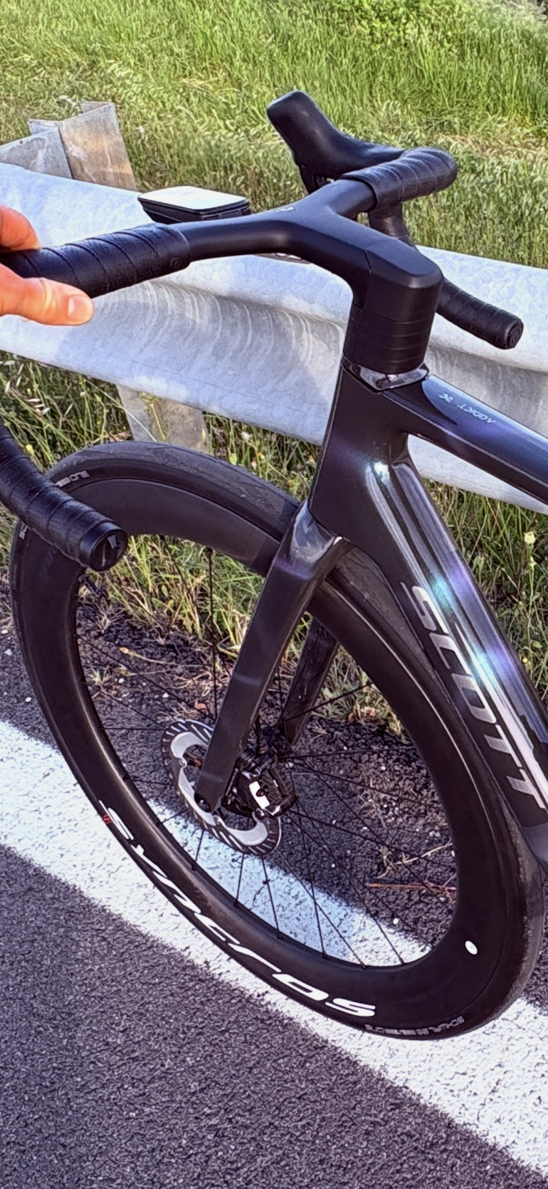 Used Syncros Capital 1.0 S 60mm 2026 bike — image 1 of 3