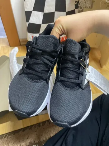 Używany Adidas Galaxy 6 W bike — zdjęcie 4 z 9