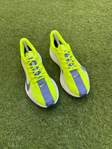 Brugt Nike Chaussures de course bike — billede 1 af 5