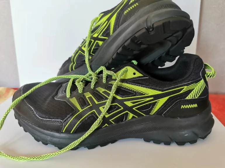 Used Asics Trail Scout 2 bike — image 3 of 5