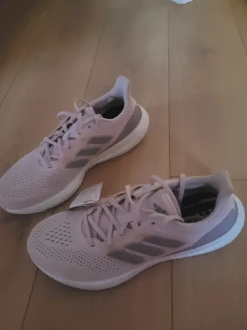 Gebrauchtes Adidas Pureboost 23 bike — Bild 2 von 4