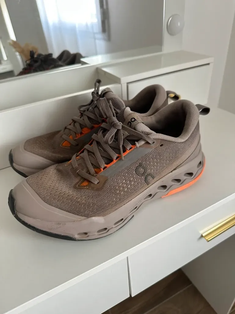 Gebrauchtes On Running Cloudsurfer Trail 2 bike — Bild 2 von 8