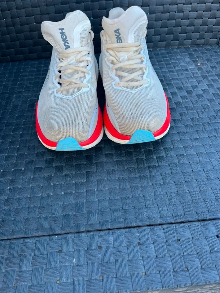Tweedehands Hoka Mach X3 bike — afbeelding 3 van 4