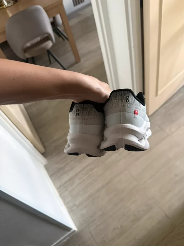 Used On Running Shoes bike — image 2 of 5