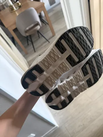 Used On Running Shoes bike — image 5 of 5