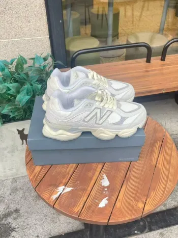 Used New Balance 9060 bike — image 3 of 5
