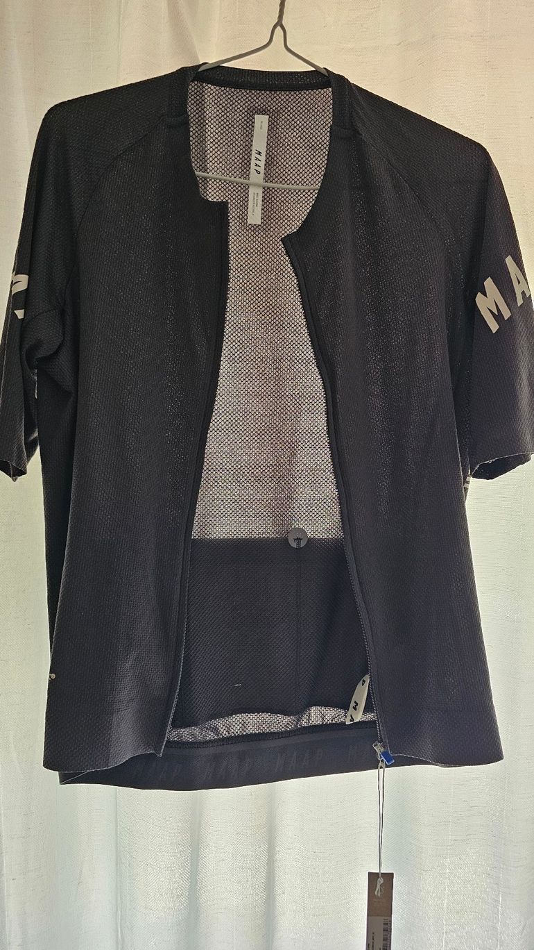 Used MAAP Aeon Jersey 2025 bike — image 13 of 15