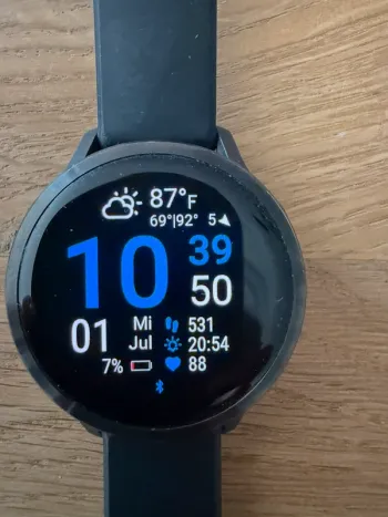 Used Garmin Venu 4 bike — image 2 of 5
