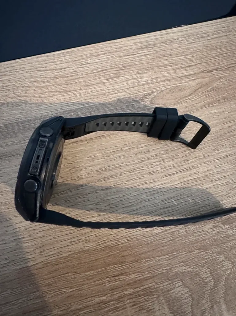 Used Garmin Fenix 8 Amoled bike — image 3 of 5