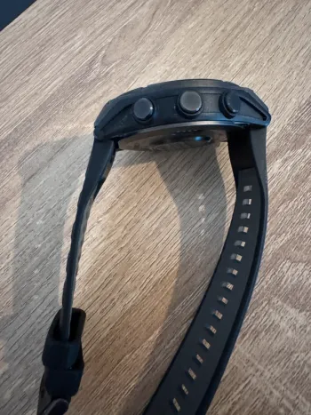 Used Garmin Fenix 8 Amoled bike — image 4 of 5