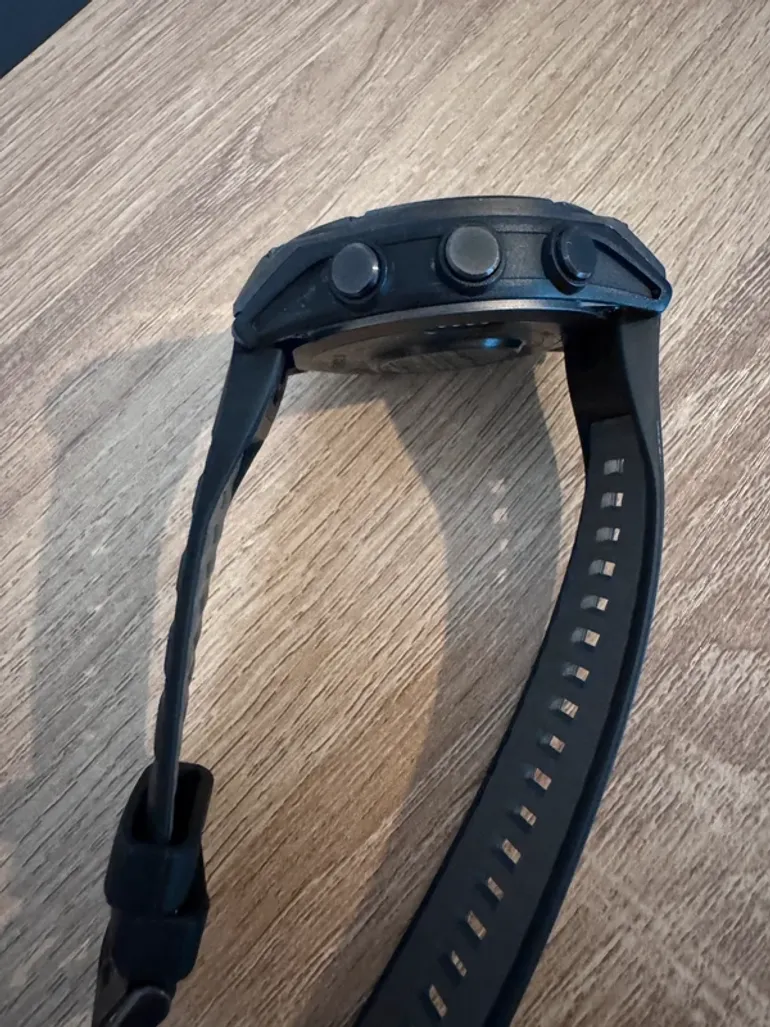 Used Garmin Fenix 8 Amoled bike — image 4 of 5