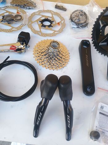 Used Shimano 105 Di2 R7170 12-speed Disk 2026 bike — image 4 of 7