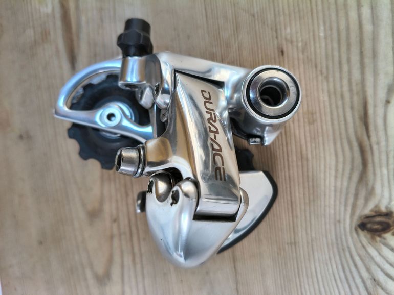 Used Shimano Dura-Ace 7700 9-Speed Groupset bike — image 18 of 20