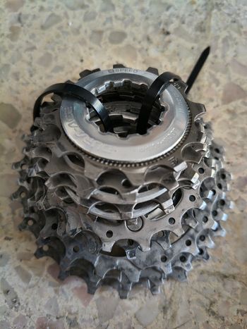 Used Shimano Dura-Ace 7700 9-Speed Groupset bike — image 19 of 20