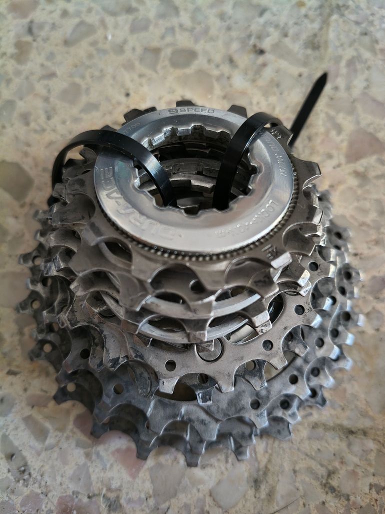 Used Shimano Dura-Ace 7700 9-Speed Groupset bike — image 19 of 20