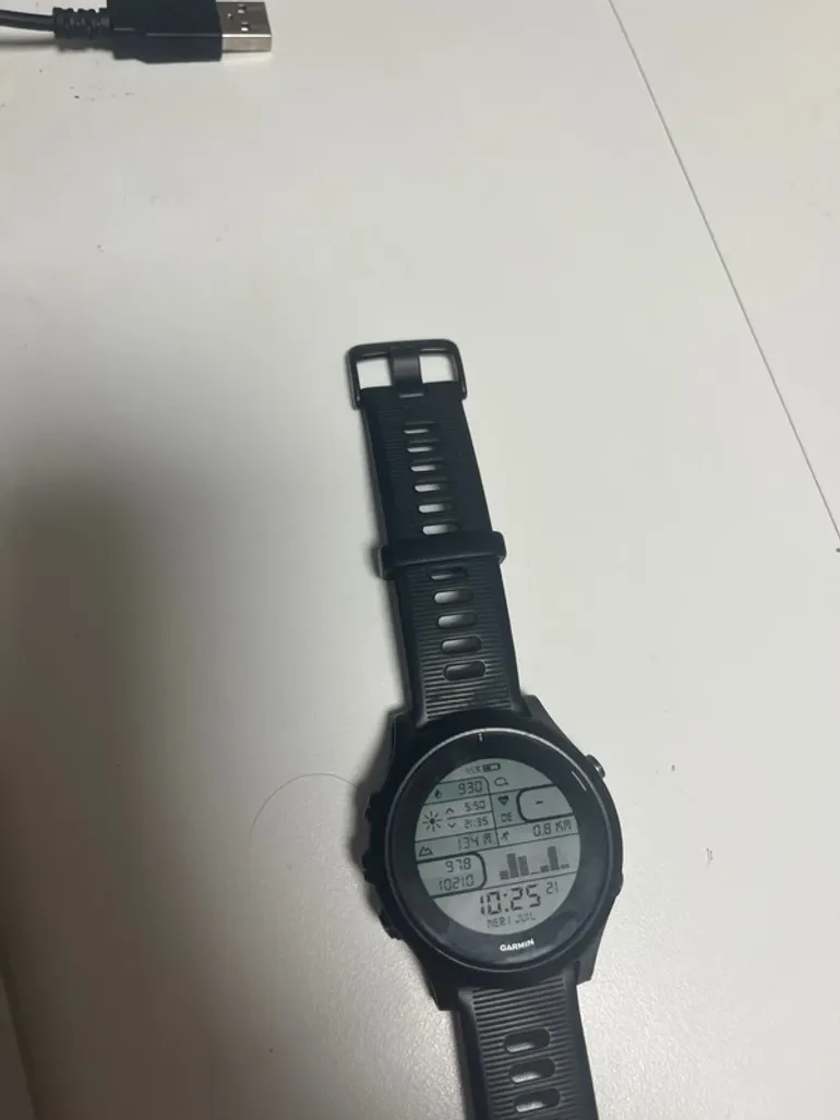 Tweedehands Garmin Forerunner 945 bike — afbeelding 3 van 3