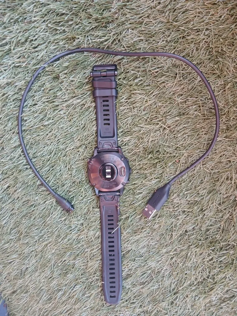 Used Garmin Fenix 6 Pro Sapphire bike — image 4 of 4