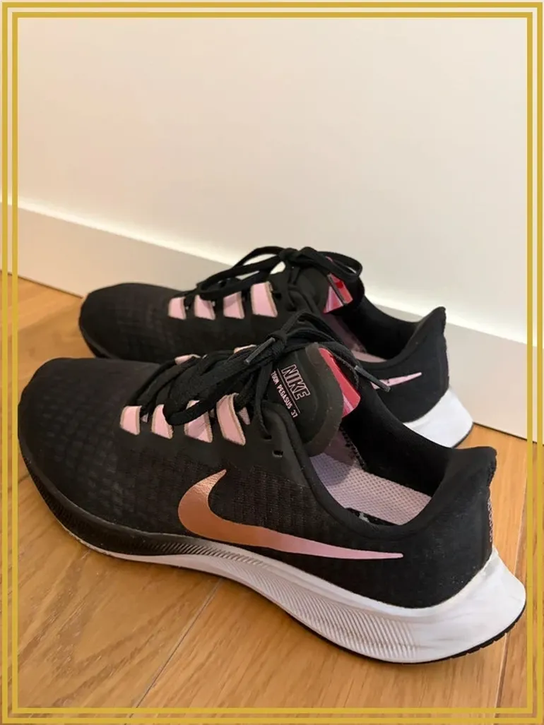 Nike Schuhe Damen 39 bike usato — immagine 2 di 13
