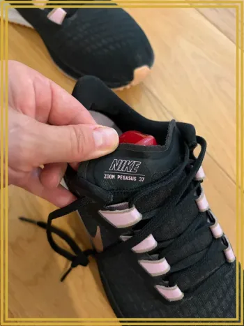 Nike Schuhe Damen 39 bike usato — immagine 12 di 13