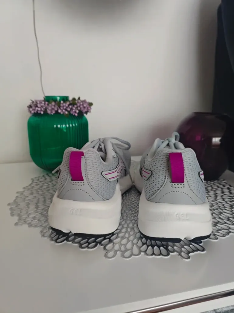 Tweedehands Asics Amplifoam bike — afbeelding 7 van 8