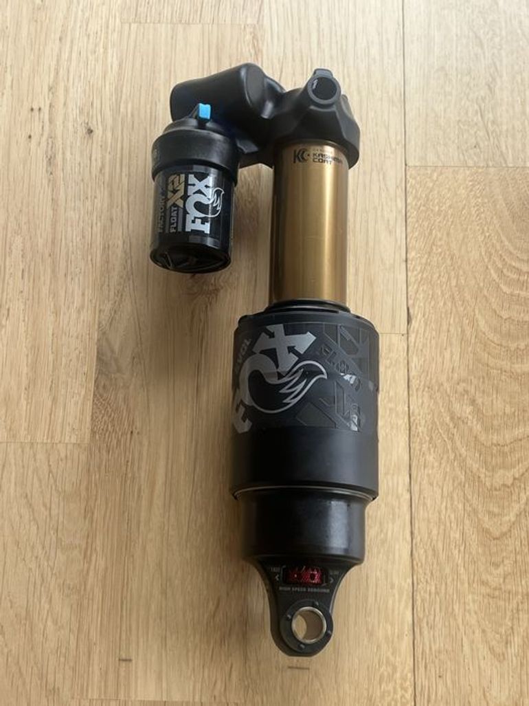 Used Fox x2 Factory 205x65 trunnion 2025 bike — image 3 of 6