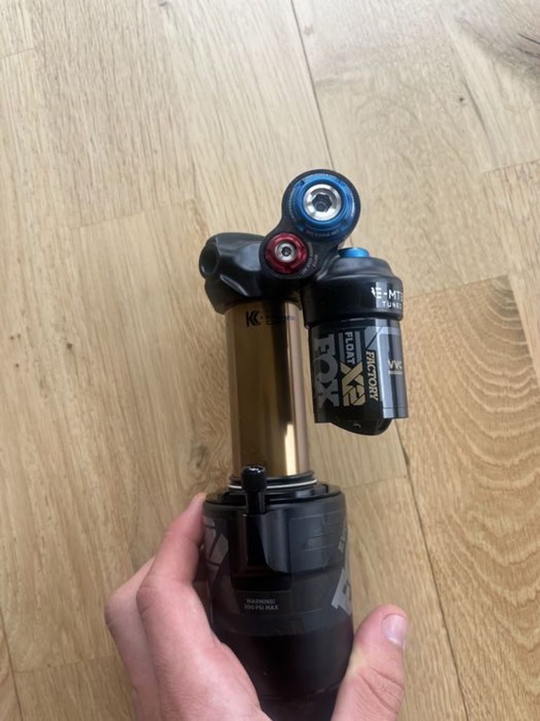 Used Fox x2 Factory 205x65 trunnion 2025 bike — image 4 of 6