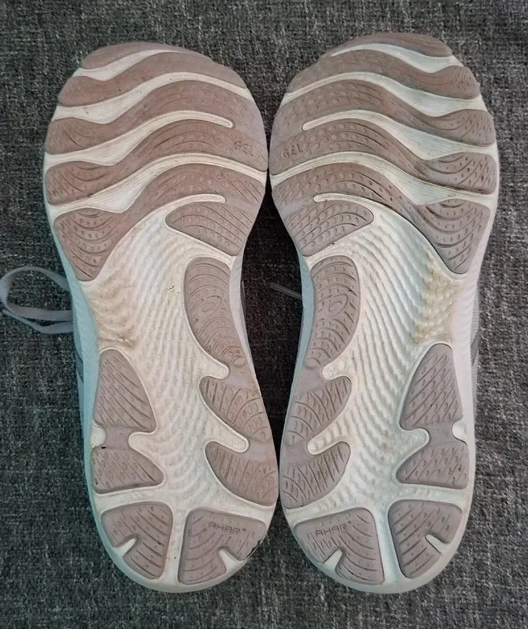 Used Asics Gel-Glorify 6 bike — image 6 of 7