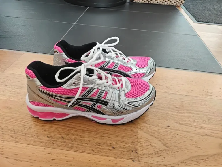 Used Asics Gel Kayano 14 bike — image 1 of 13