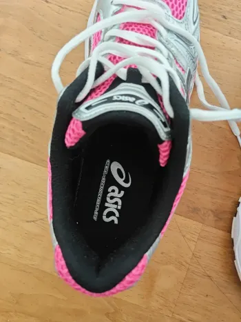 Used Asics Gel Kayano 14 bike — image 8 of 13
