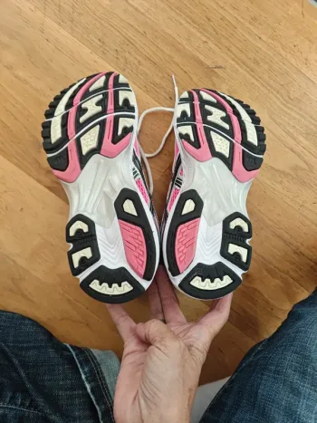 Used Asics Gel Kayano 14 bike — image 10 of 13