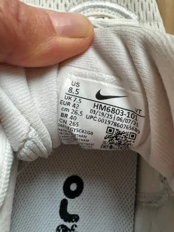 Gebrauchtes Nike Vomero 18 bike — Bild 9 von 10