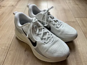 Gebrauchtes Nike Vomero 18 bike