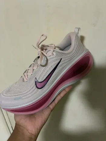 Used Nike Vomero Plus bike