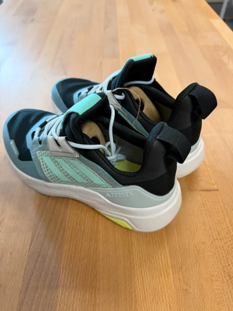 Adidas Terrex Trailmaker Gore-Tex bike de segunda mano — imagen 5 de 9