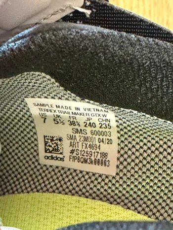 Adidas Terrex Trailmaker Gore-Tex bike de segunda mano — imagen 8 de 9
