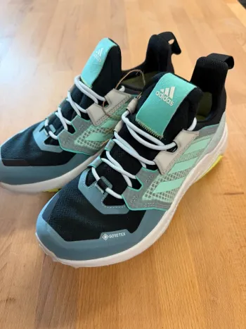 Adidas Terrex Trailmaker Gore-Tex bike de segunda mano — imagen 6 de 9