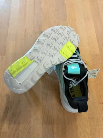 Adidas Terrex Trailmaker Gore-Tex bike de segunda mano — imagen 2 de 9