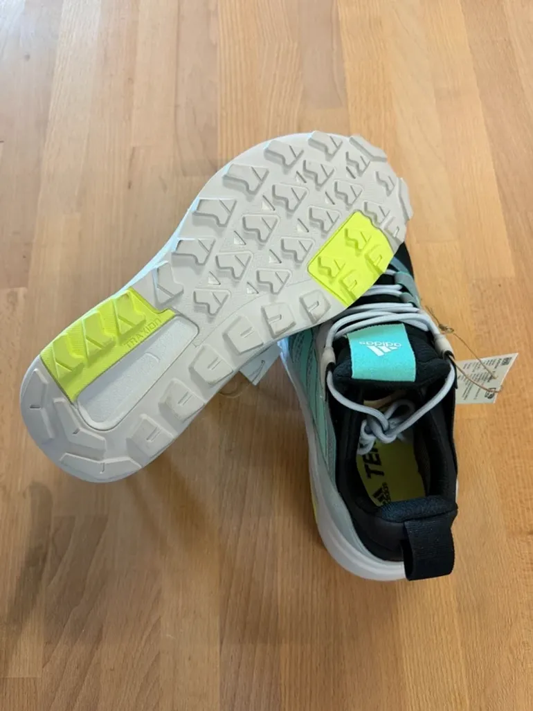 Adidas Terrex Trailmaker Gore-Tex bike de segunda mano — imagen 2 de 9