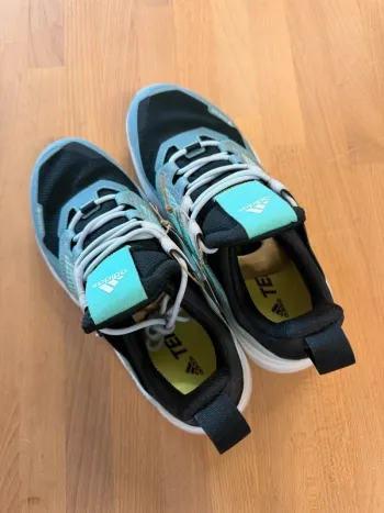 Adidas Terrex Trailmaker Gore-Tex bike de segunda mano — imagen 7 de 9