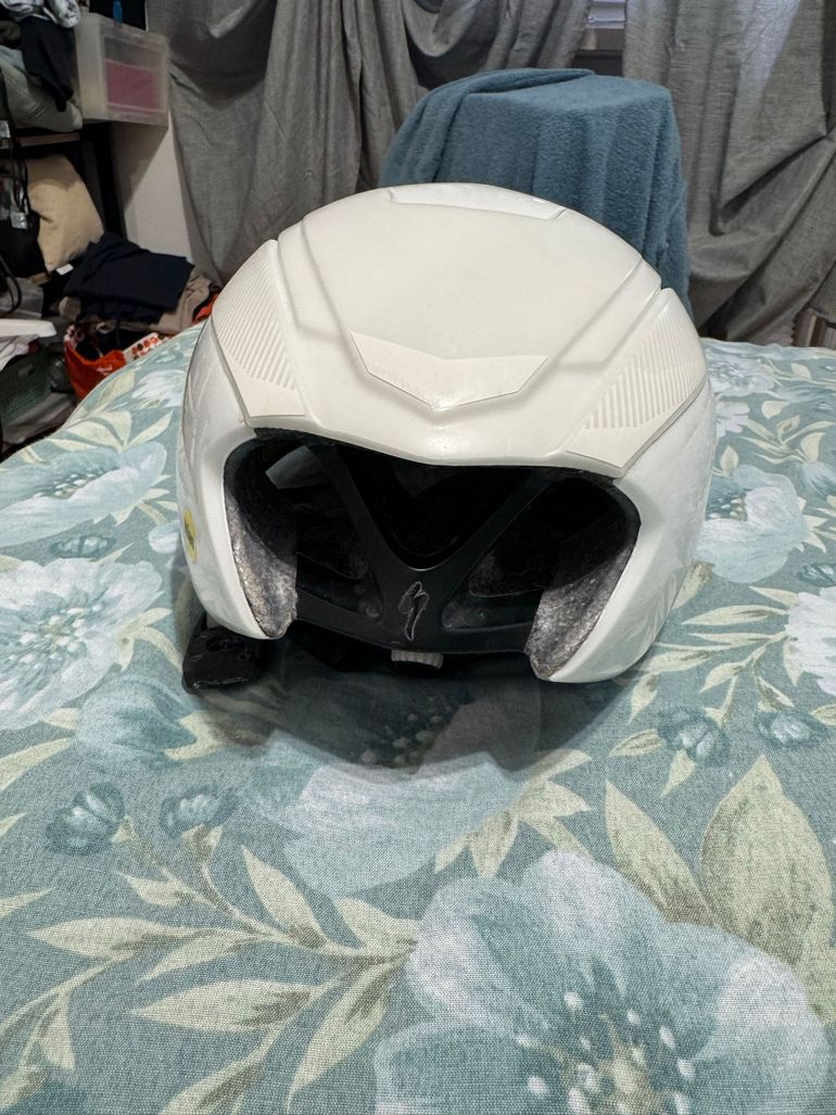 Used Specialized S-works Helmet Evade 2 2024 bike — image 4 of 6