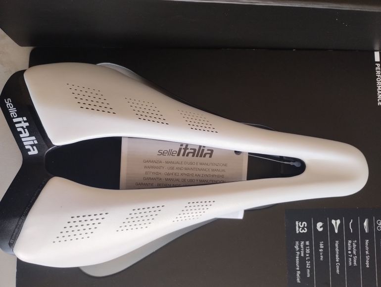Used Selle Italia SLR ADVAN OPAL WHITE 2026 bike — image 2 of 6