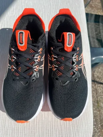 Tweedehands Asics Gel-Nimbus 28 bike — afbeelding 5 van 5