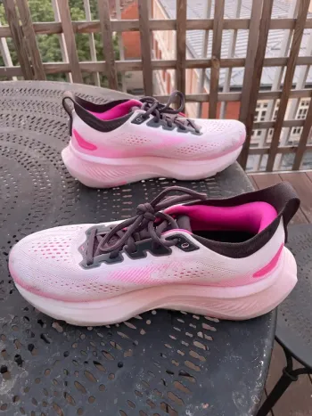 Used Brooks Glycerin 23 2026 bike — image 4 of 5