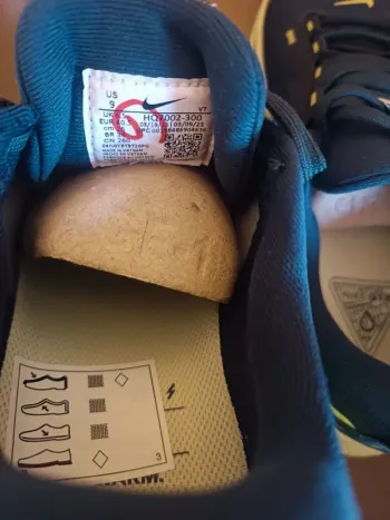 Käytetty Nike Vomero Gore-Tex bike — kuva 5 / 7